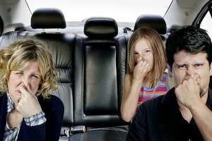Mẹo khử mùi xe ô tô đơn giản và hiệu quả bạn nên biết